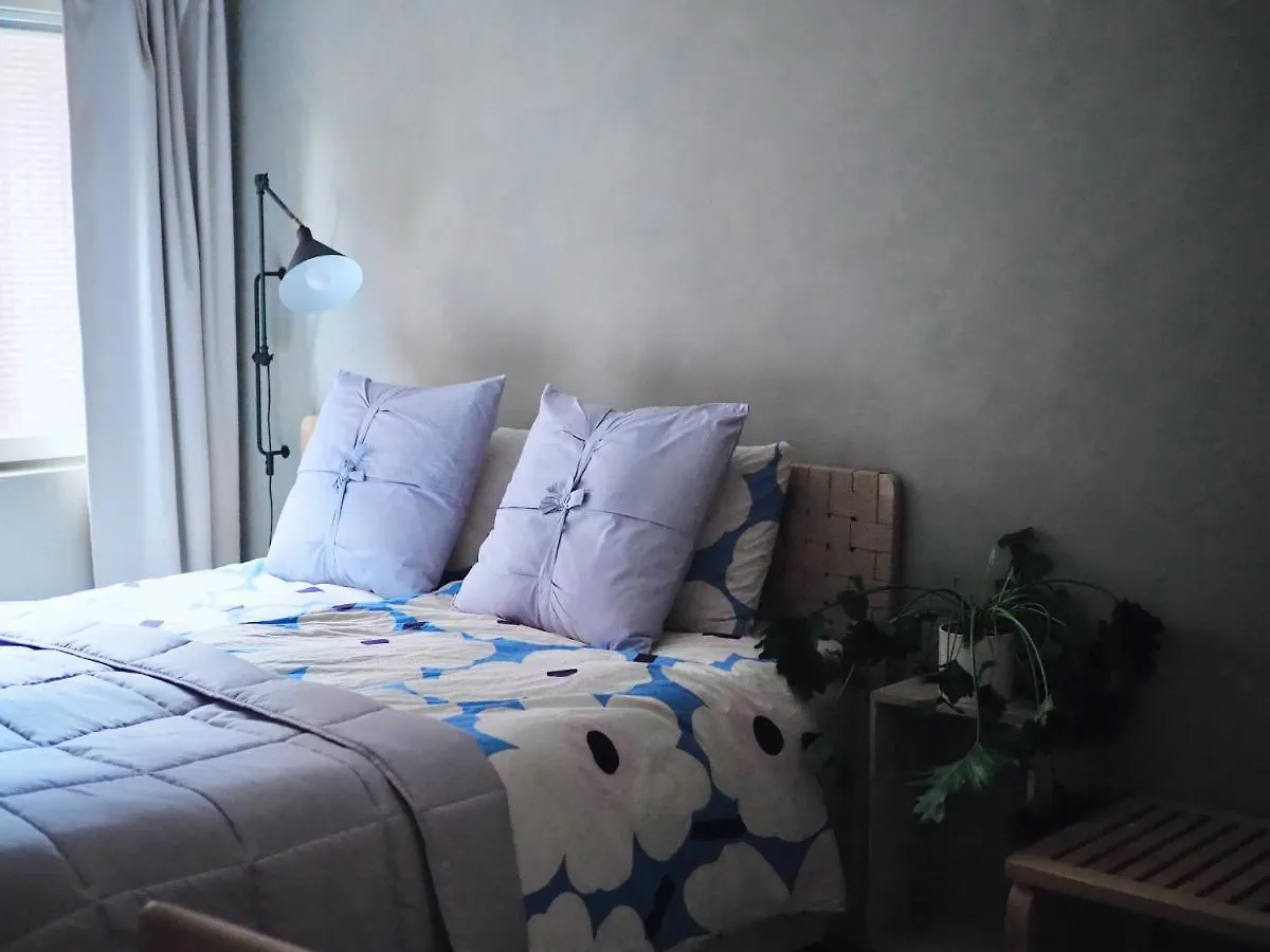 Oceanic & Trendy Two Bedroom Apartment With Free Parking 헬싱키